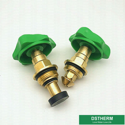 Manija plástica de Ppr del color verde para las partes superiores de la válvula de parada con los cartuchos de cobre amarillo