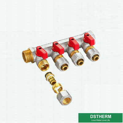 Múltiples de cobre amarillo de la válvula del mezclador del agua del sistema de calefacción de piso dos maneras tres maneras a seis maneras