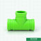 Colocaciones que reducen los accesorios del tubo del verde de Ppr de la camiseta que sueldan con autógena la conexión