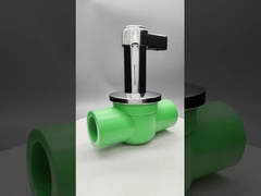 Válvula de bola de PPR de plástico y cobre de lujo resistente a la corrosión