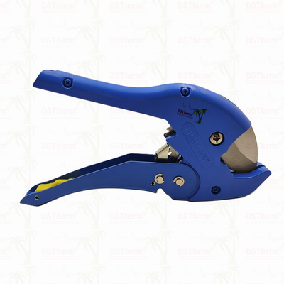 Se trata de un dispositivo de corte de tuberías de plástico azul, con un corte PPR ISO9001 DIN8077/8078 20-40MM