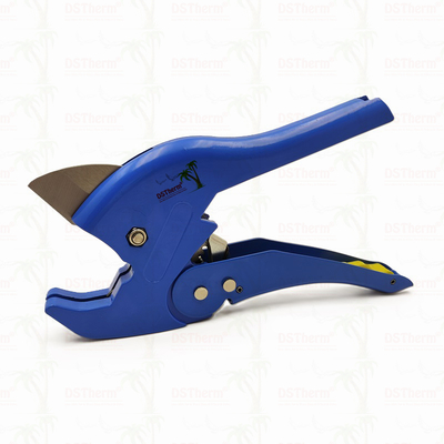 Se trata de un dispositivo de corte de tuberías de plástico azul, con un corte PPR ISO9001 DIN8077/8078 20-40MM