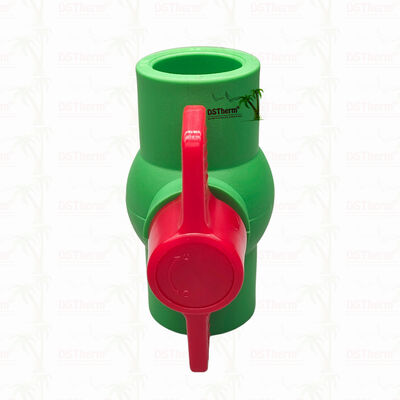 PPR válvula de bolas de plástico con bola de plástico para el sistema de plomería 20-63mm cero fugas